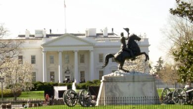 radios-publicas-dos-eua-processam-trump-apos-corte-de-verbas