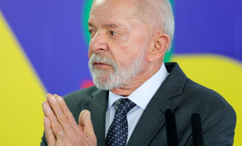 fraudes-no-inss:-lula-diz-que-regras-afrouxaram-no-governo-passado