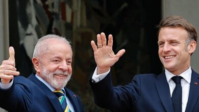 ucrania-e-russia-nao-podem-ser-tratados-em-pe-de-igualdade,-diz-macron