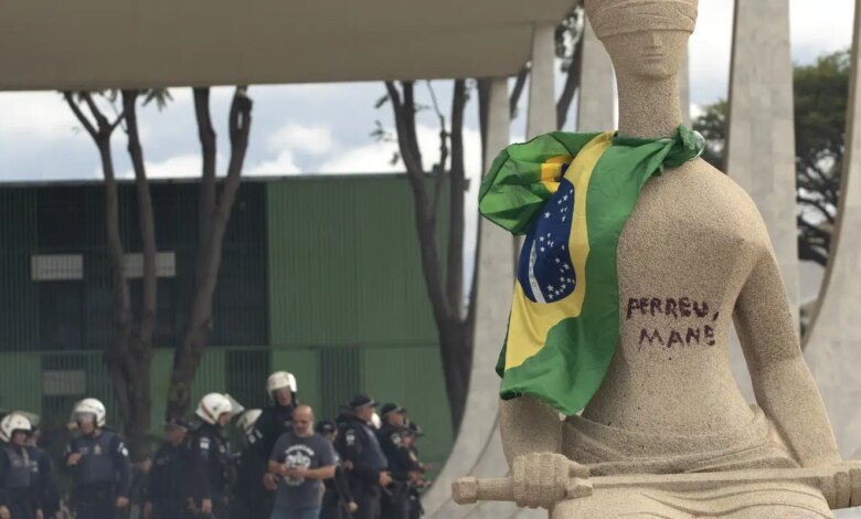 stf-nega-recurso-de-mulher-que-pichou-estatua-no-8-de-janeiro