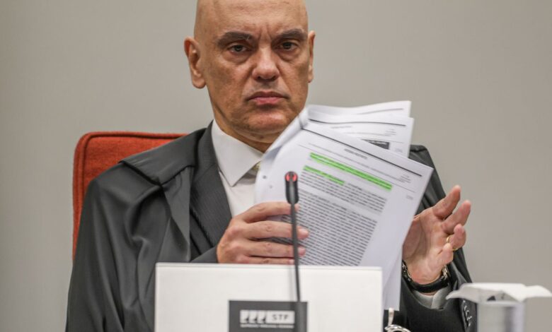 moraes-pede-que-meta-envie-dados-sobre-perfil-que-seria-usado-por-cid