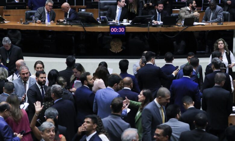 camara-aprova-urgencia-para-suspender-decreto-do-iof