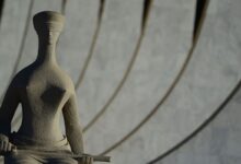 stf-aprova-seguranca-vitalicia-para-ministros-aposentados