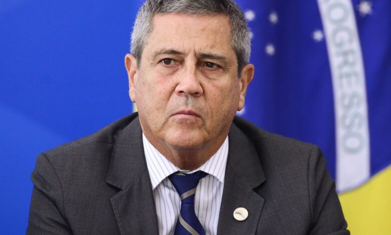 pf-diz-que-braga-netto-foi-“figura-central”-para-desacreditar-eleicoes